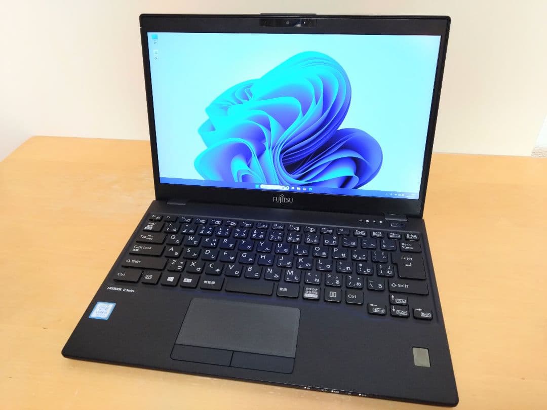 LIFEBOOK U939 富士通ノートパソコン メモリ8GB SSD256GB
