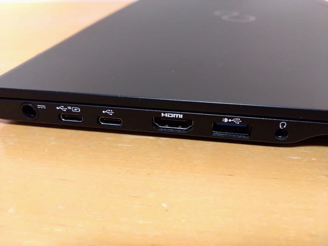 LIFEBOOK U939 富士通ノートパソコン メモリ8GB SSD256GB