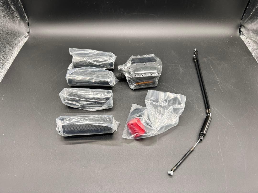 MOTEL WORKS 競技用BMX AUX E 20インチ新品未使用初期傷あり