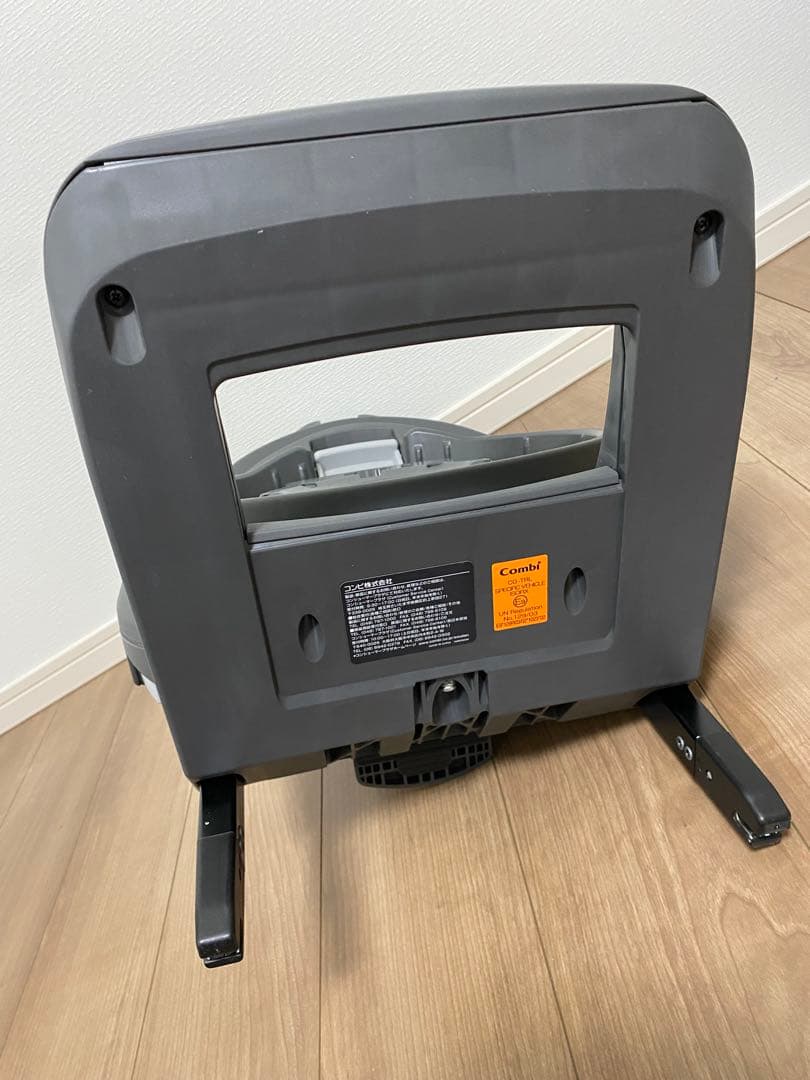 Ｒ*.様 期間限定　Combi チャイルドシート　THE Sシリーズ