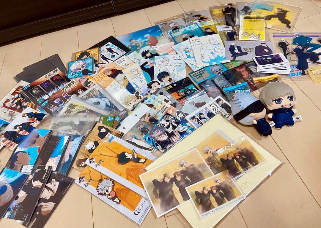 呪術廻戦 五条悟 夏油傑 他。まとめ売り 缶バッジ アクリルスタンド 約200点