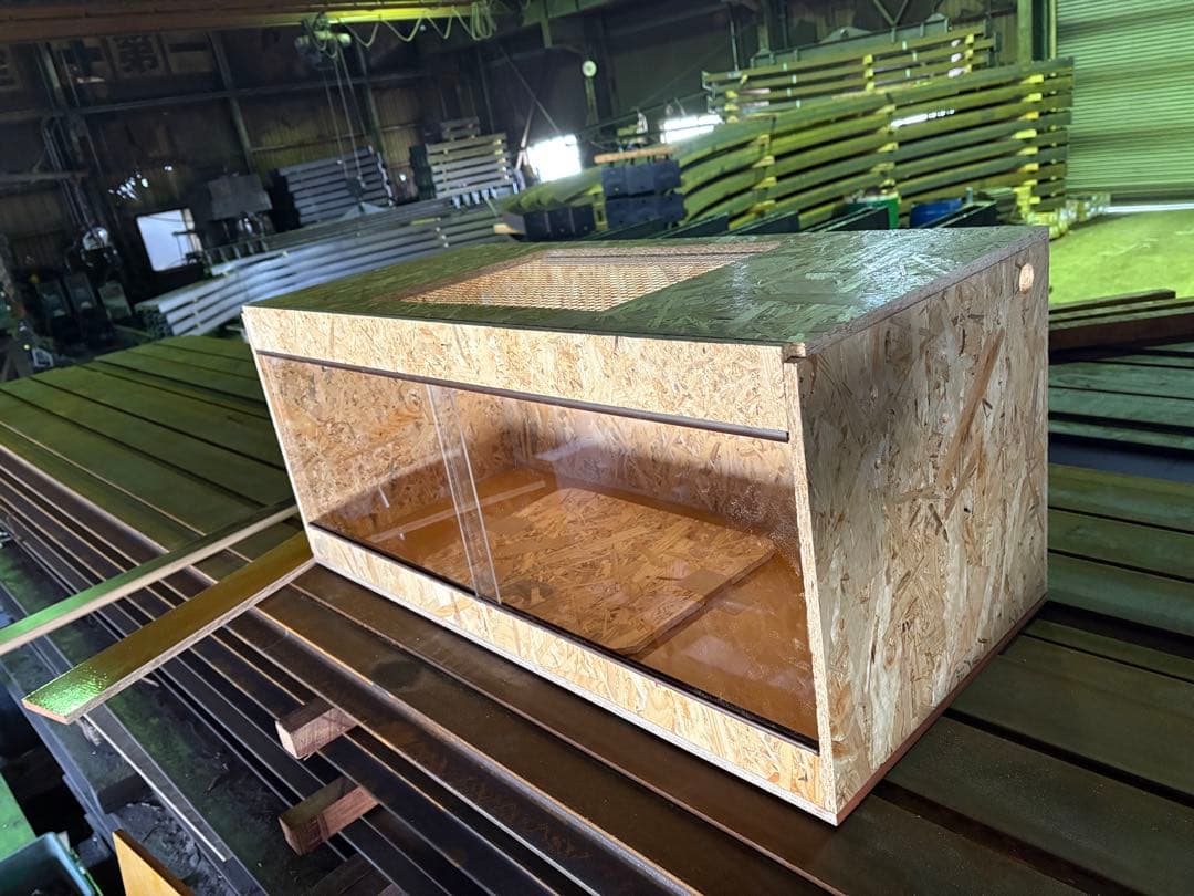 爬虫類ケージ　90×45×45 期間限定セール　天板金網コーキング付属　ケージ