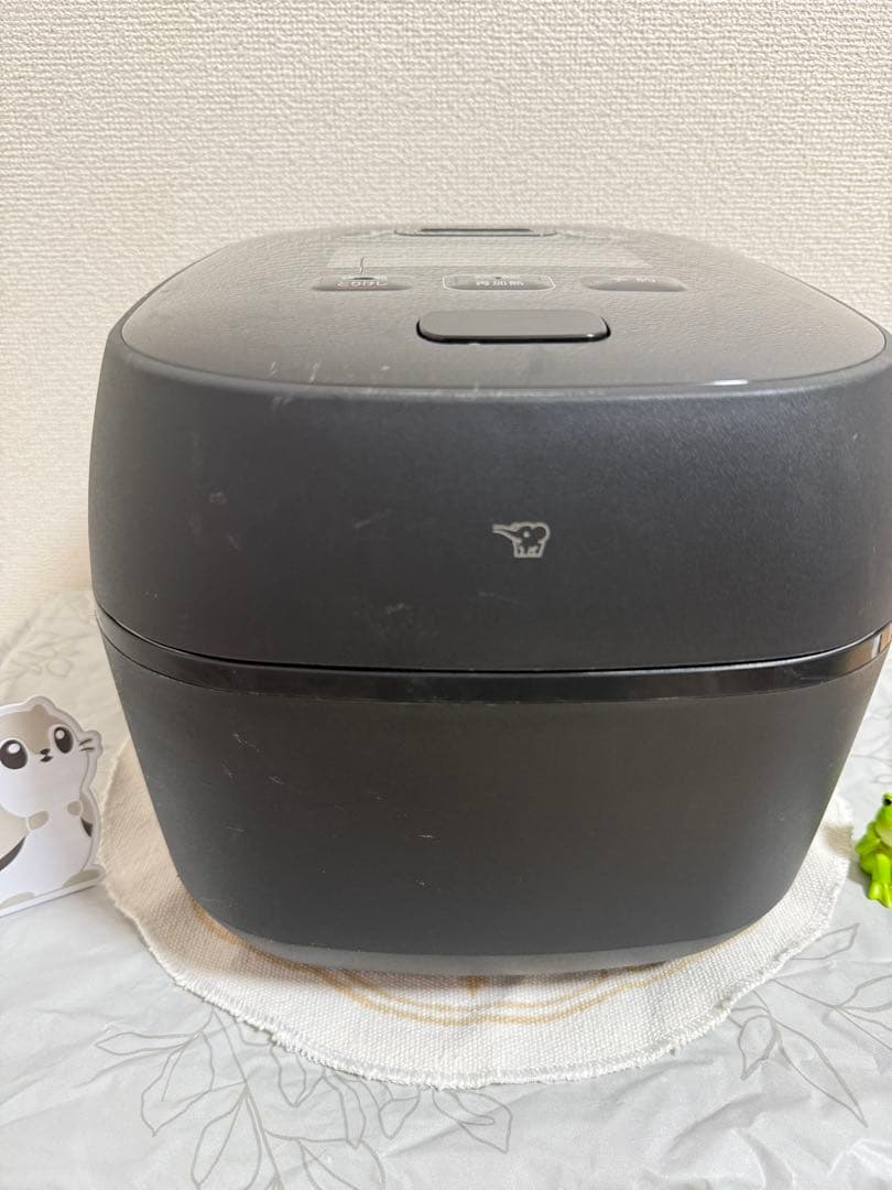 象印炎舞炊き NW-FC10 圧力IH 5.5合　2024。