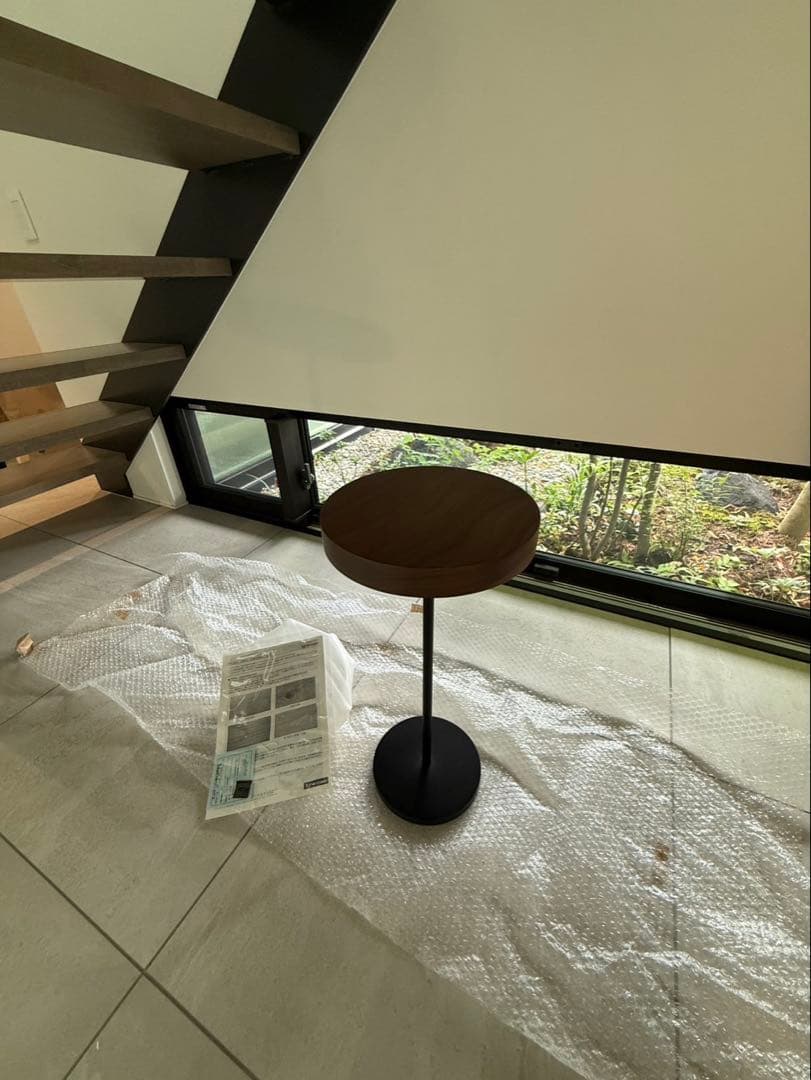 リーンロゼ　ロゼシャンテレール　新品　サイドテーブル