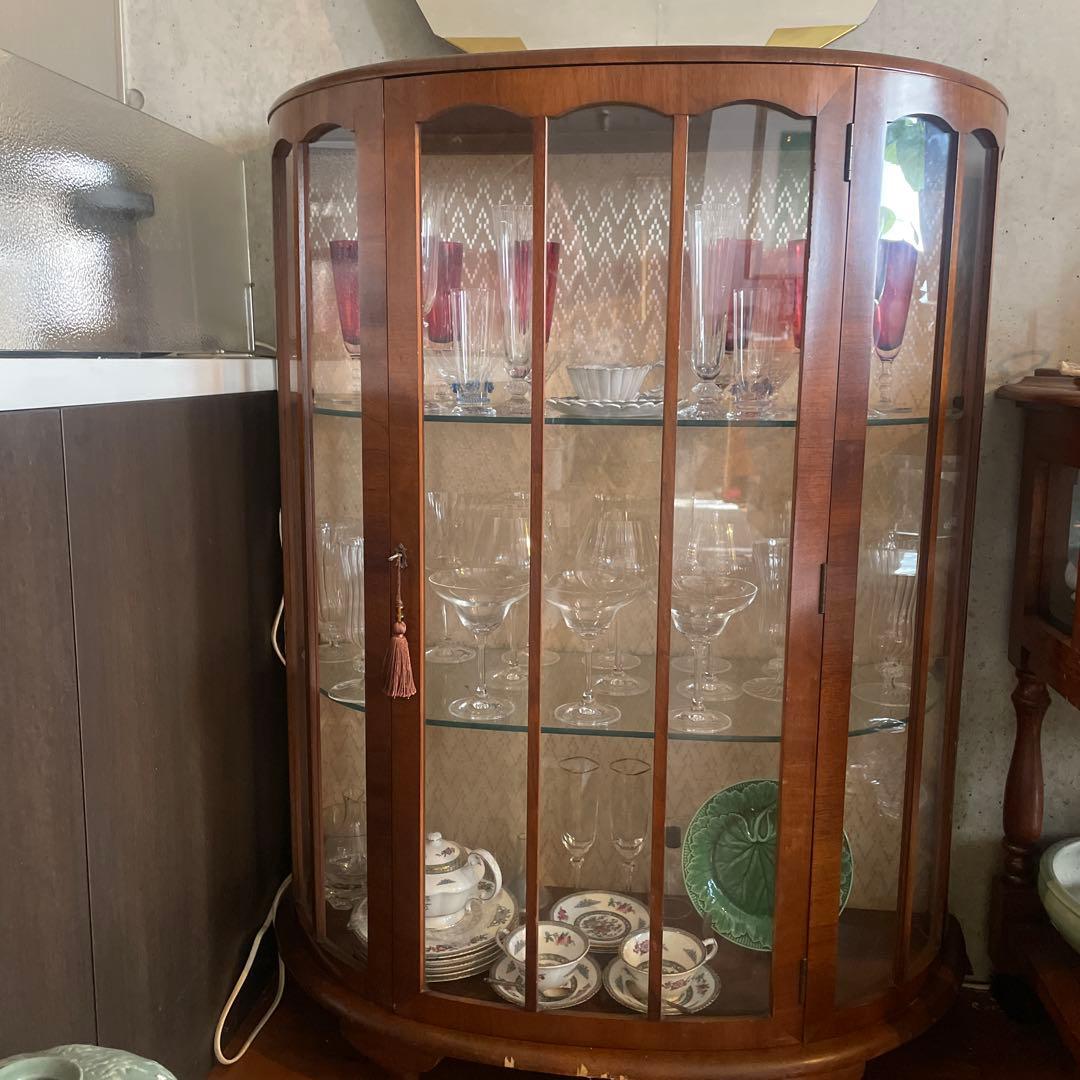 木製円形キャビネット ガラス扉付き