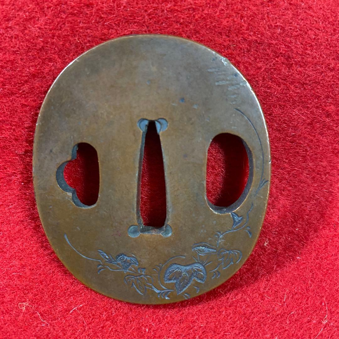 Bー3 日本刀の鍔（つば）　武具　銅製　美術品　工芸品　アンティーク　刀装具