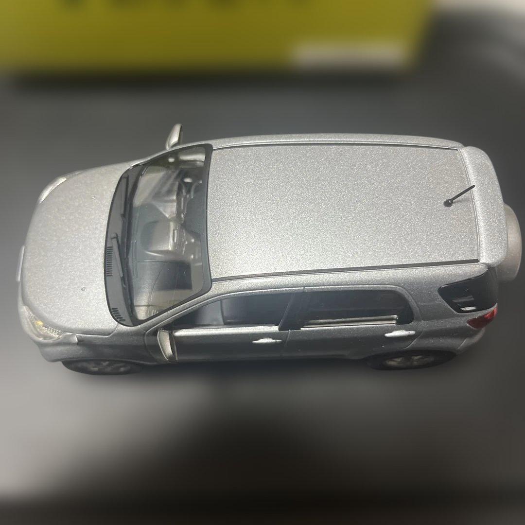 非売品　トヨタ　ラッシュ　カラーサンプル ブライトシルバーメタリック