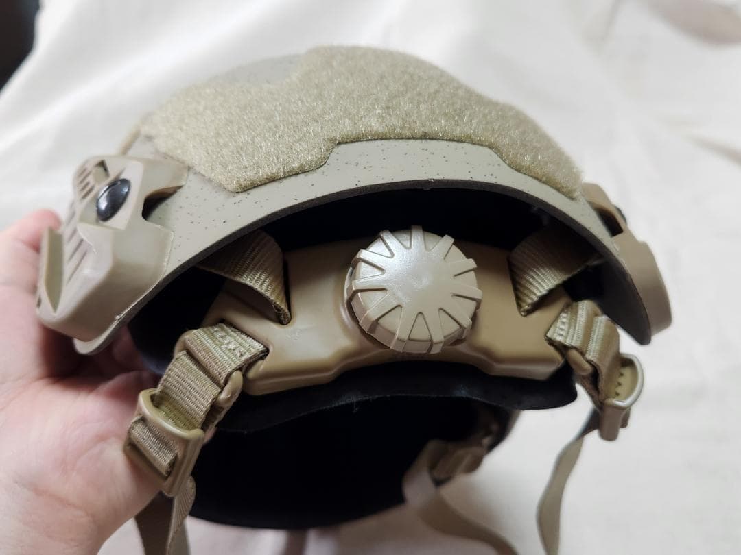 【新品】Ops-Core FAST SF カーボン ヘルメット