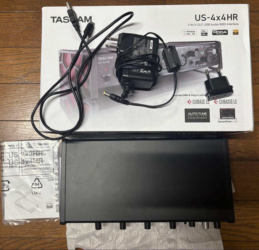 TASCAM US-4x4HR オーディオインターフェイス 付属品付き