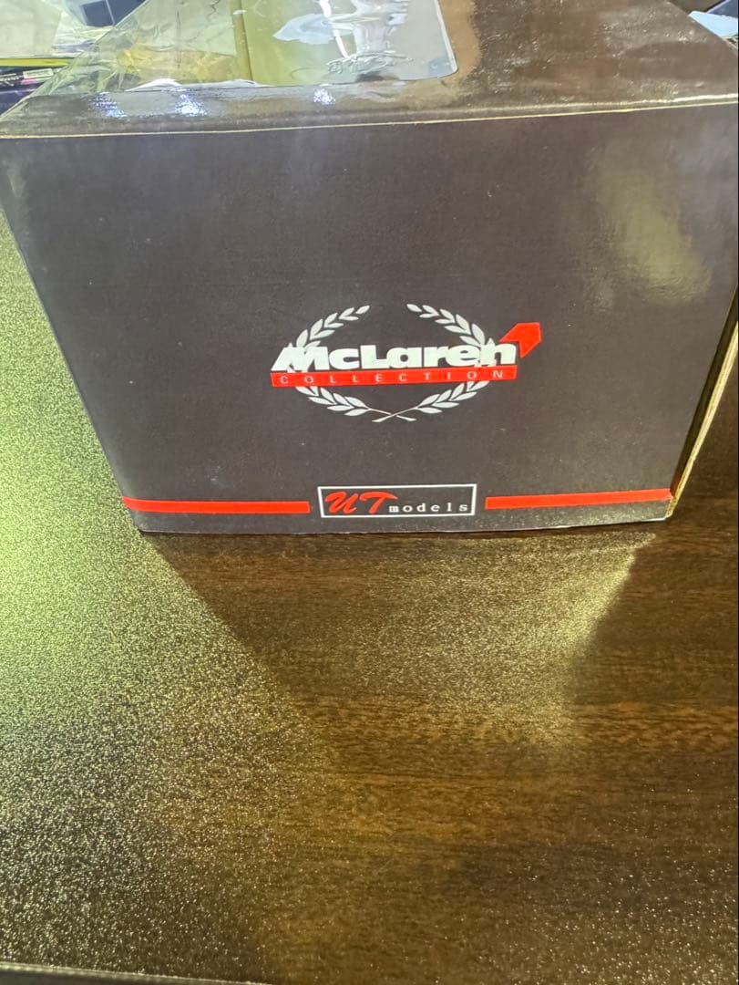 s1348 未開封　UTモデル 1/18 マクラーレンF1 GTR ブラック
