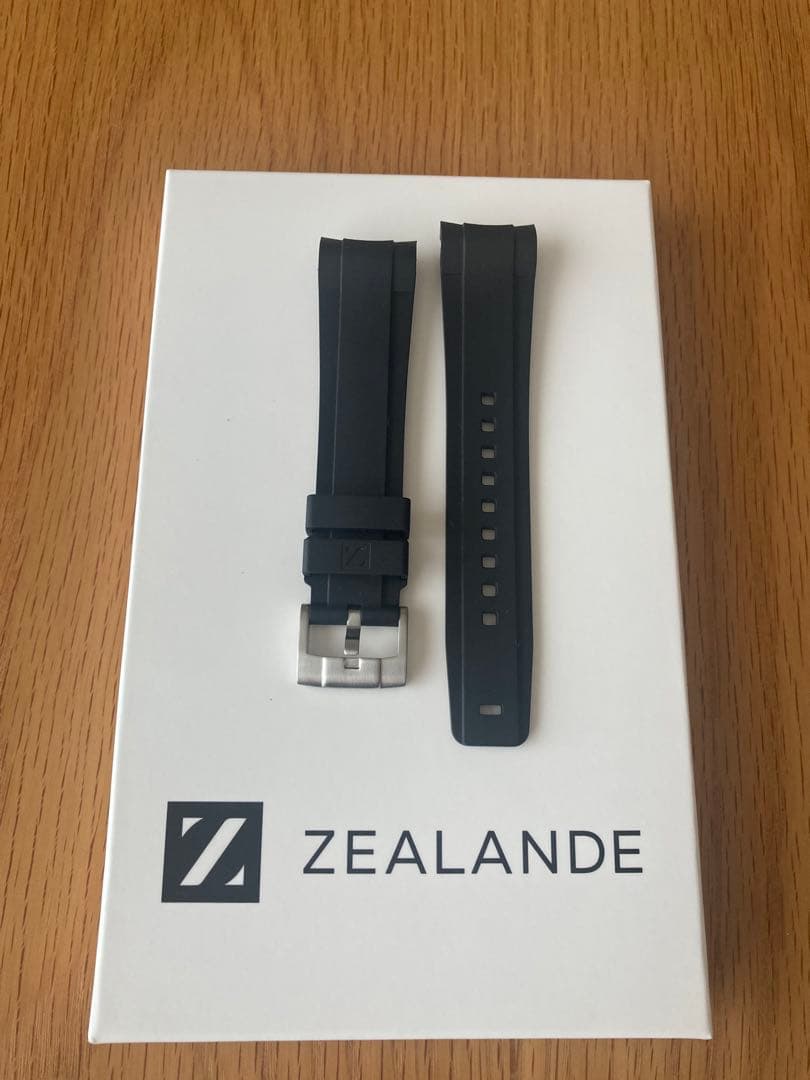ZEALANDE ロレックス用　ラバーベルト　サブマリーナ 41MM用ebisu