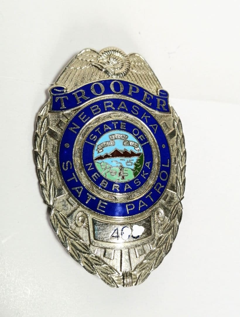 POLICEバッジ★ネブラスカ　trooperバッジ★希少品★1点物です。
