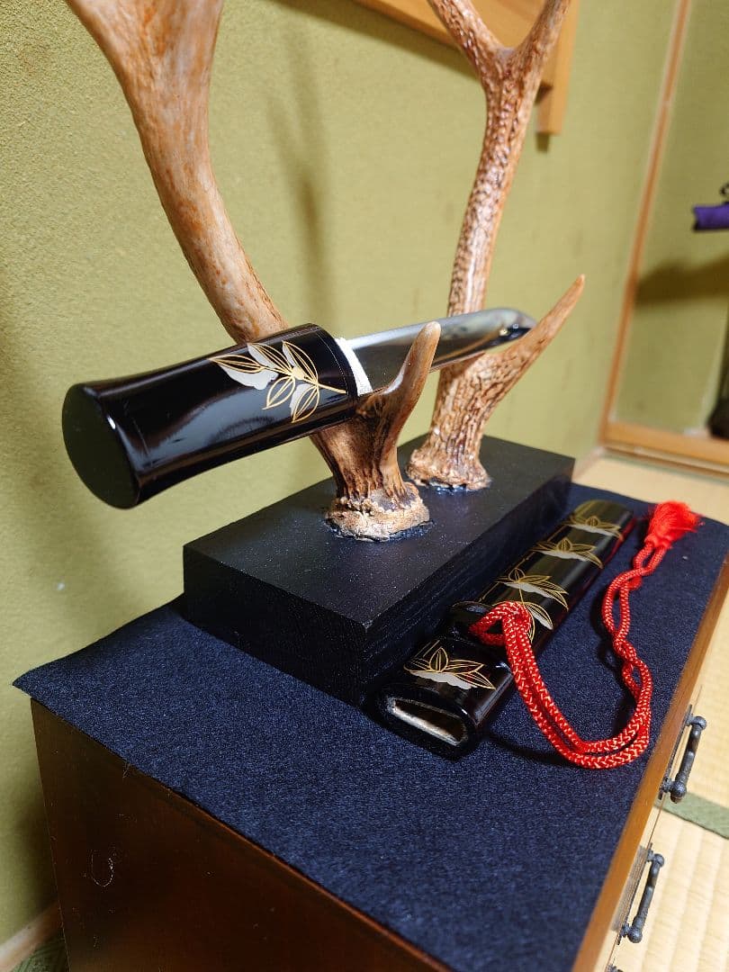 御守刀 【雪笹文蒔繪守刀】