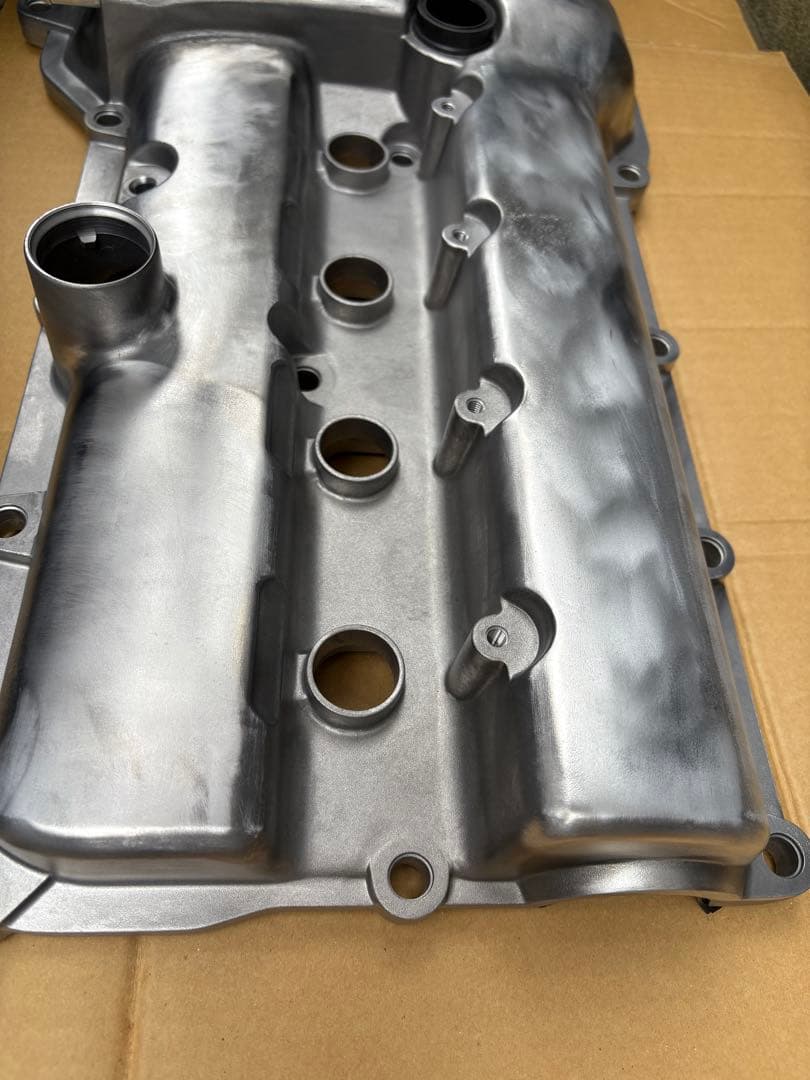 MAZDA ND ロードスター　ロッカーカバー