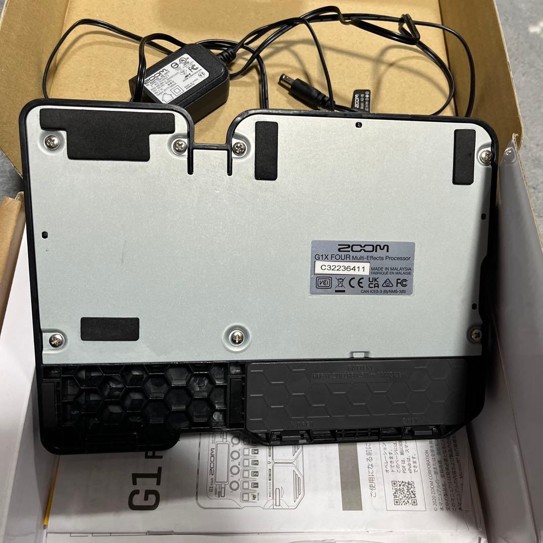 ZOOM G1X FOUR マルチエフェクター　アダプター付き