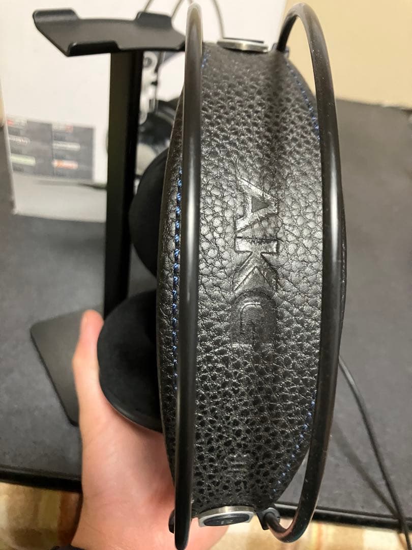 AKG K702-Y3 スタンド付属可