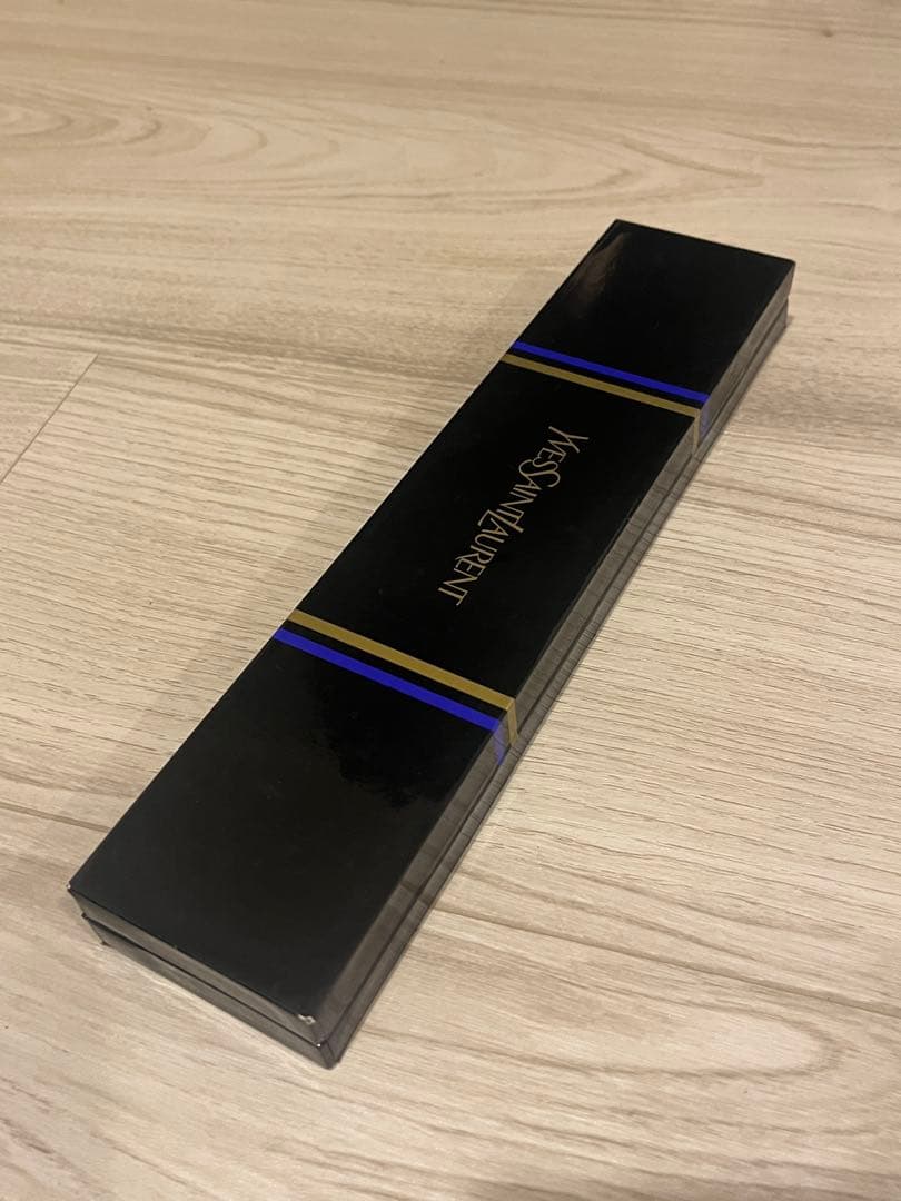 vintage Yves Saint Laurent 時計　quartz