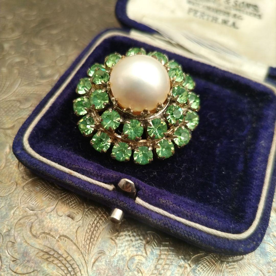 ウランガラス マベパール ヴィンテージ ブローチ