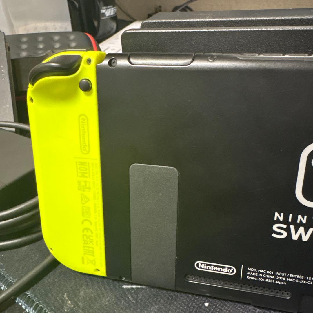 k*i様 『大特価！』Nintendo Switch 青/黄 本体 充実の付属品