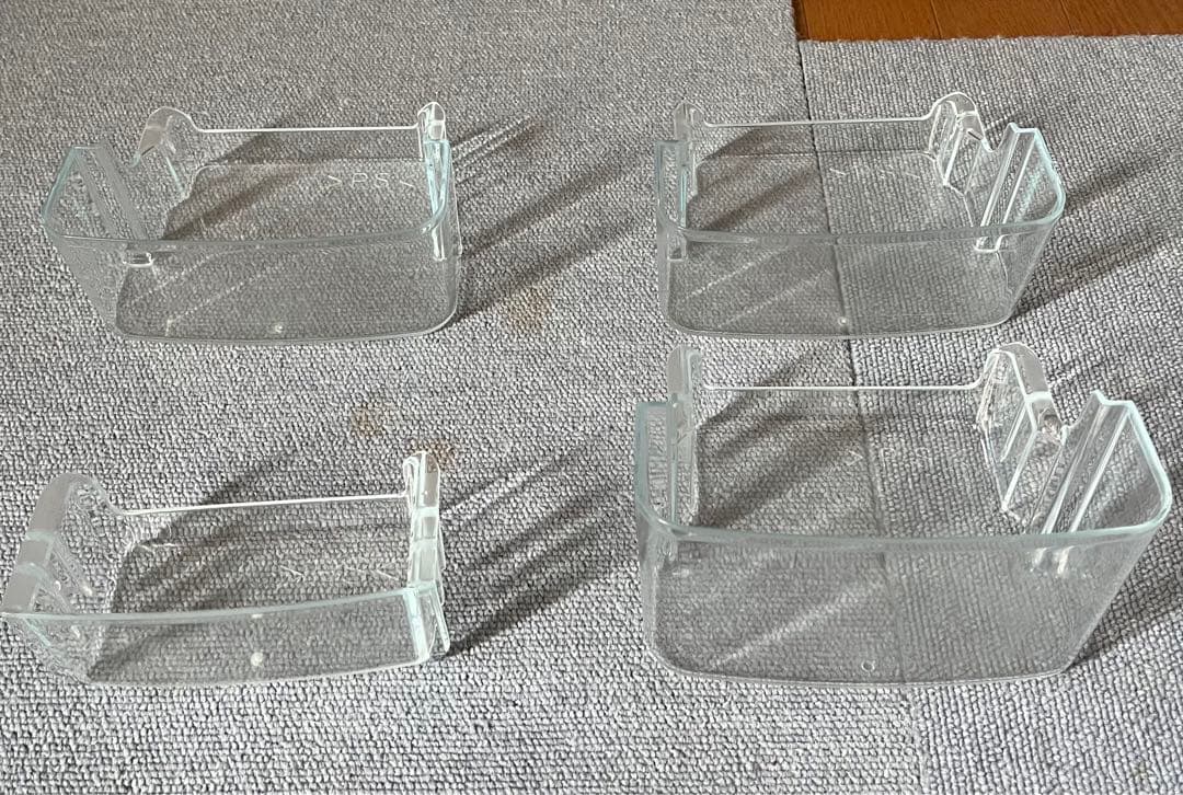 J*k様 Panasonic　冷蔵庫　ボトル棚左右8点セット パーツ部品