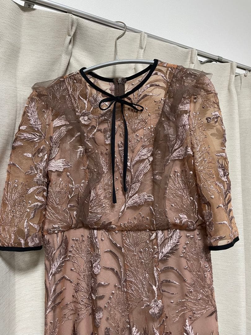 【砂糖】【Leja】刺繍レース配色パイピングショルダーフリルマーメイド