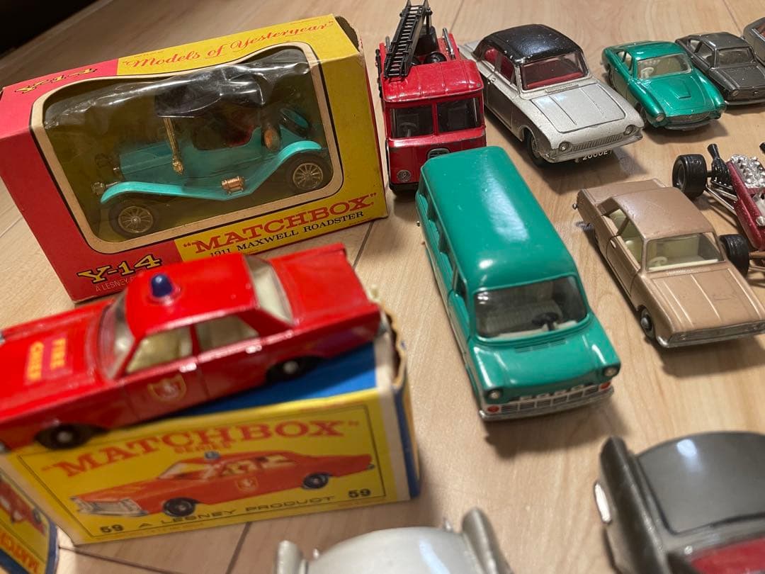MATCHBOX 等　ミニカーセット売り