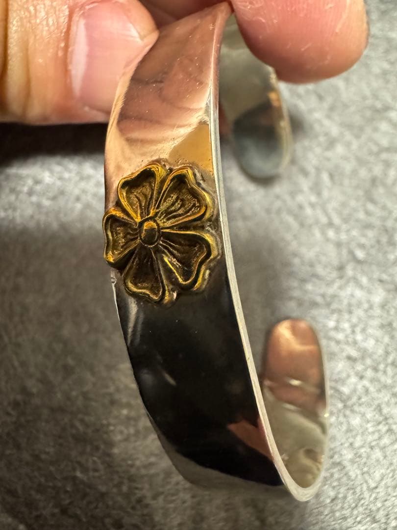 シルバー925 平打ちバングル　ローズ　花　シルバーバングル　ネイティブ