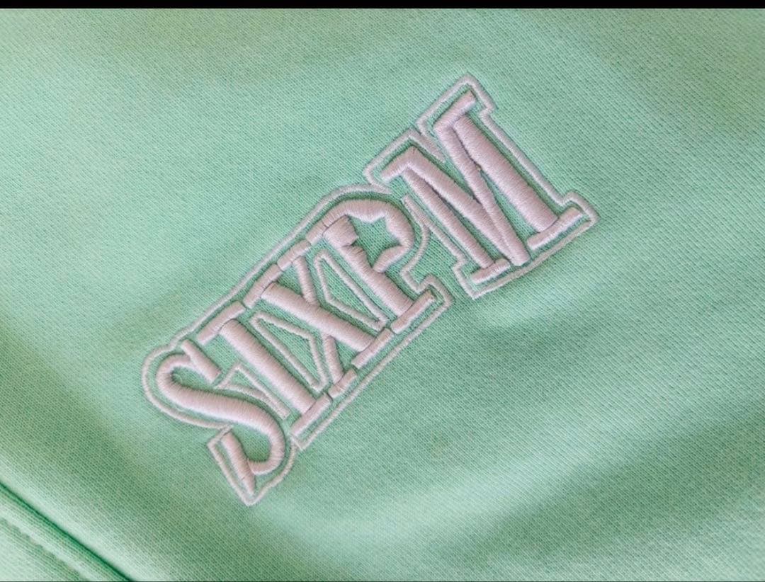 6PM True Religion セットアップ