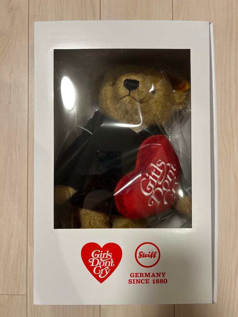girls don't cry × steiff テディベア