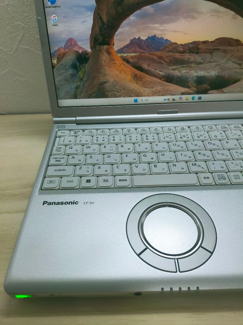 高性能　Panasonic☆CF-SV1RDLVS☆第11世代