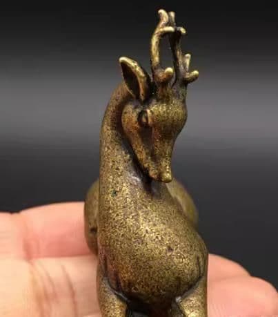 鹿 臥鹿 梅花鹿 銅器 装飾品 工芸品 美術品 置