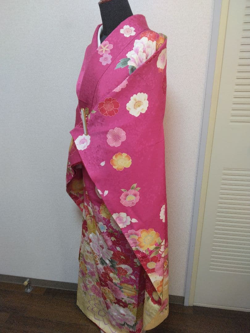 ピンク 花柄 振袖 着物正絹