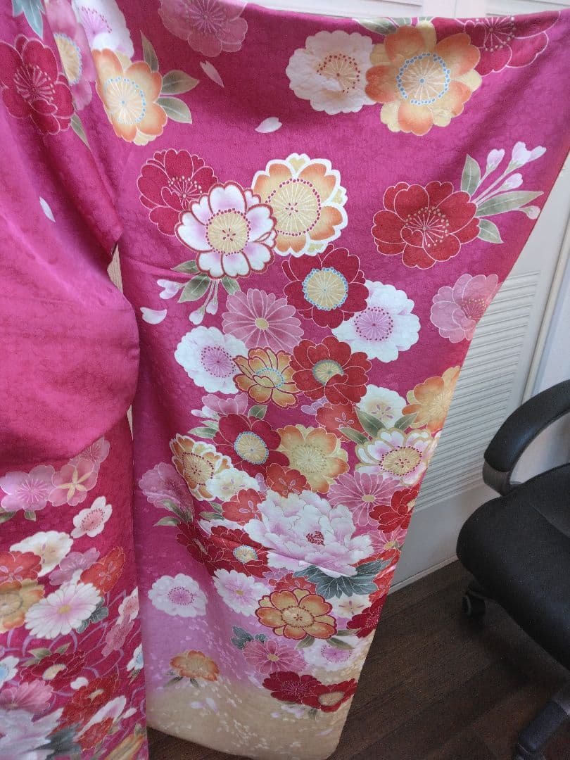 ピンク 花柄 振袖 着物正絹