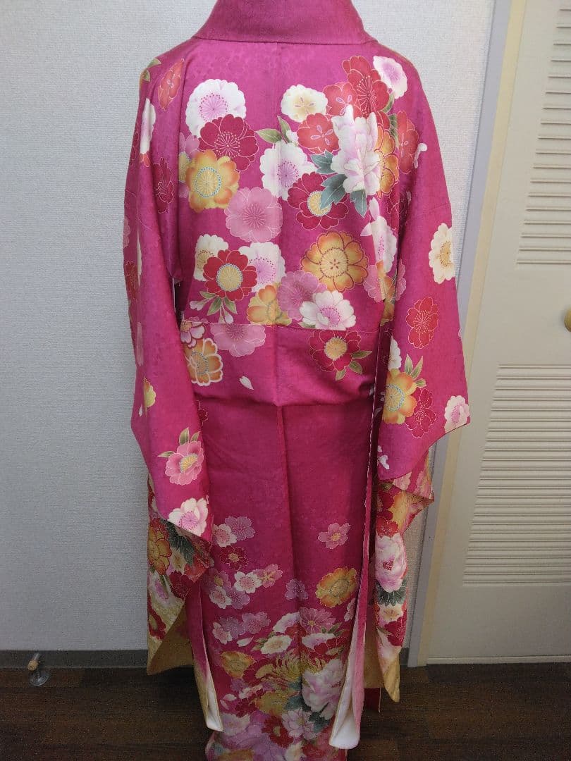 ピンク 花柄 振袖 着物正絹