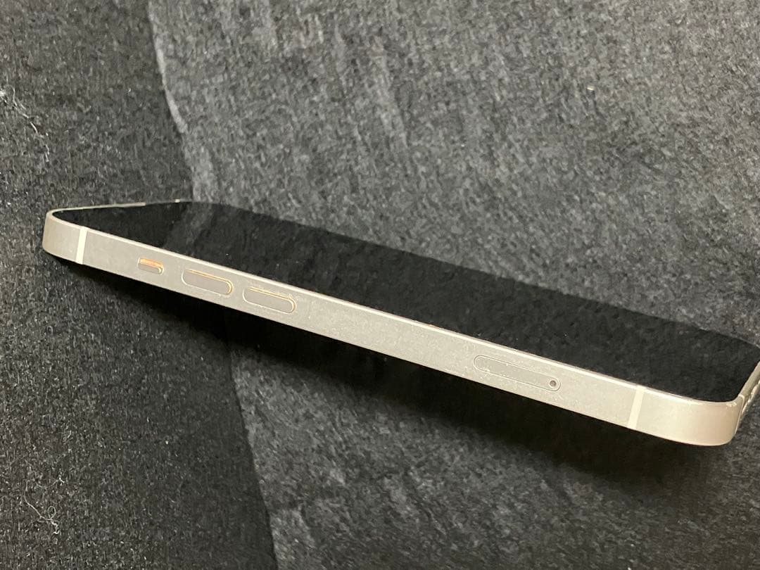 スマートフォン本体 Apple iPhone 13 256GB