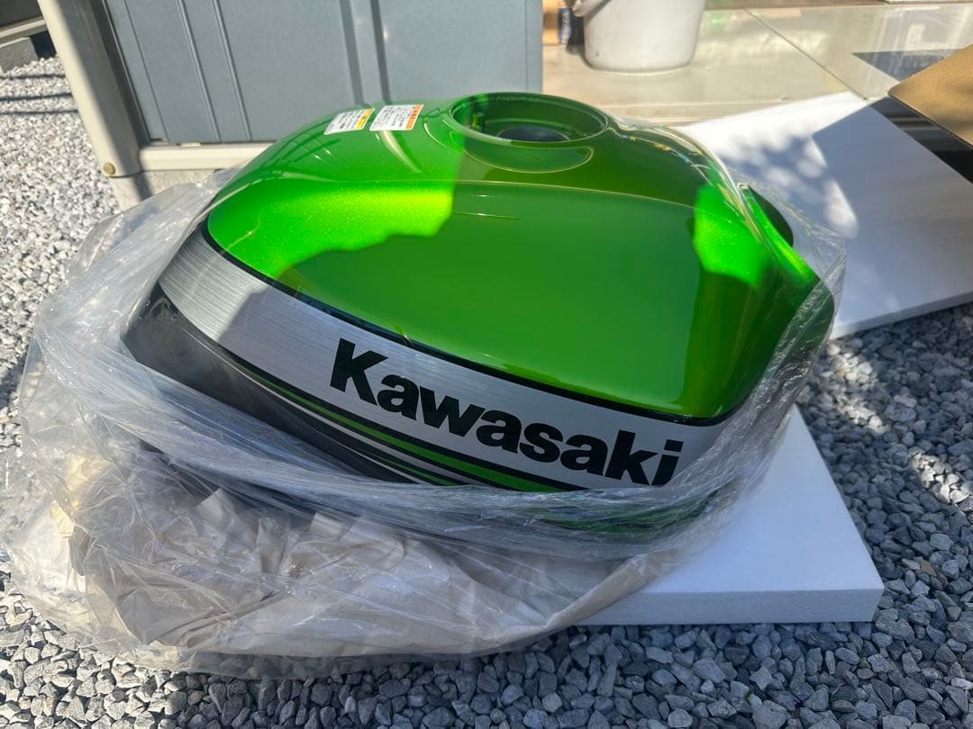 Kawasaki バイクタンク グリーン