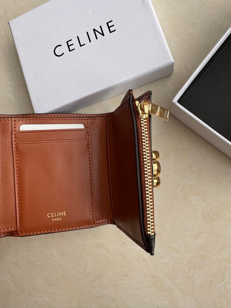 CELINE 三つ折り財布 モノグラム
