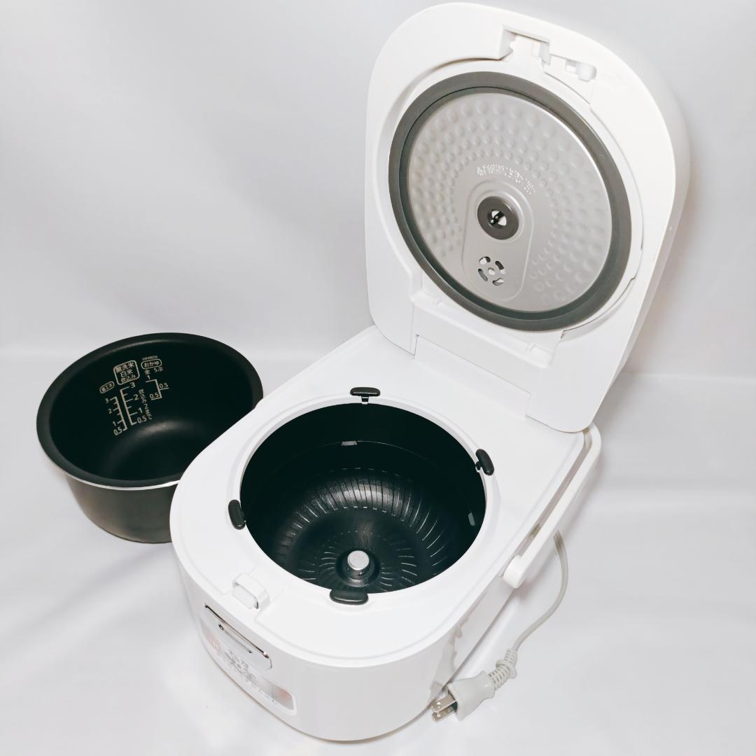 【新品未使用】 アイリスオーヤマ IH炊飯器 ホワイト 3合 白米 タイマー付き