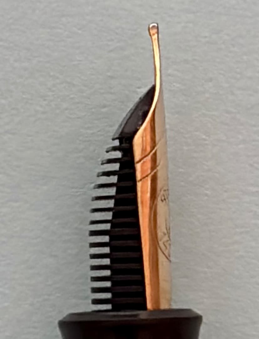 ペリカン Pelikan M250 万年筆 ブラック 14K中字