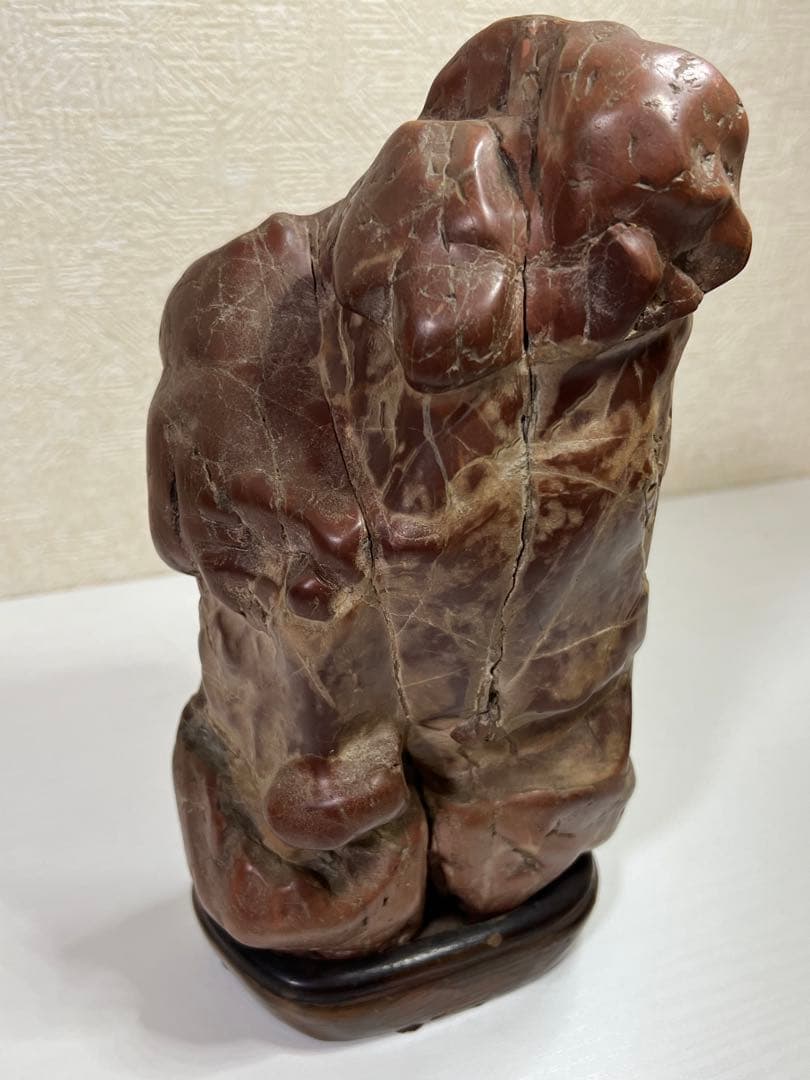 鑑賞石　佐渡の赤石　台座付き