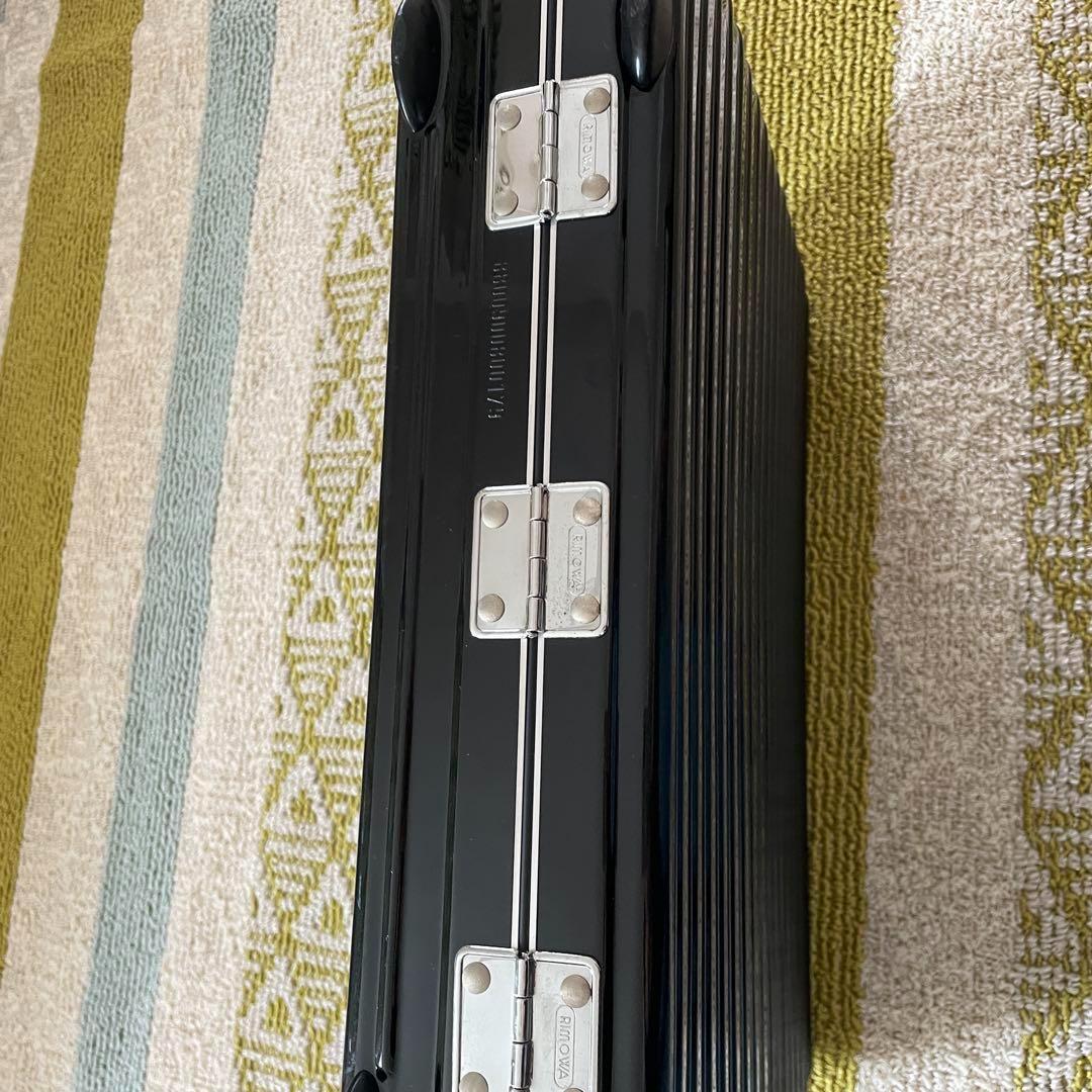 リモワ アタッシュケース 黒　ハンドバック　ショルダー　ポーチ付　ダイヤル