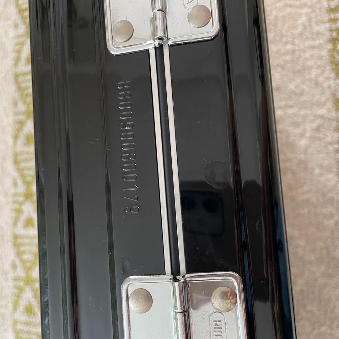 リモワ アタッシュケース 黒　ハンドバック　ショルダー　ポーチ付　ダイヤル