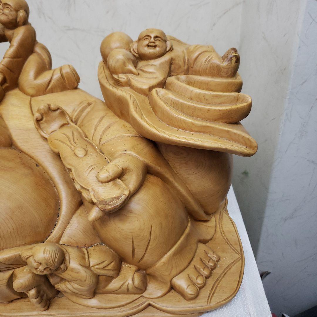 Ｂフライデー蔵出し特価布袋さん１木造り製 子供たち付き 大きめ