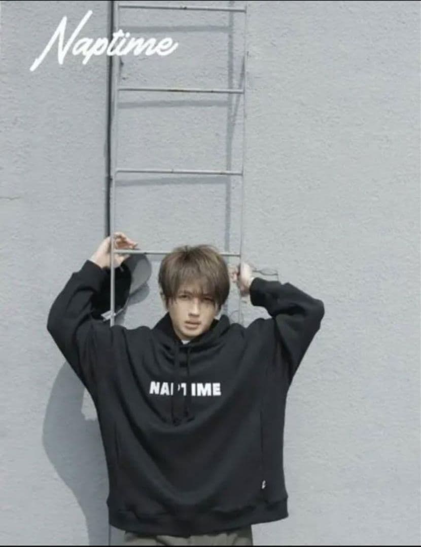 ★　未使用　NAPTIME ナップタイム　黒パーカー　★