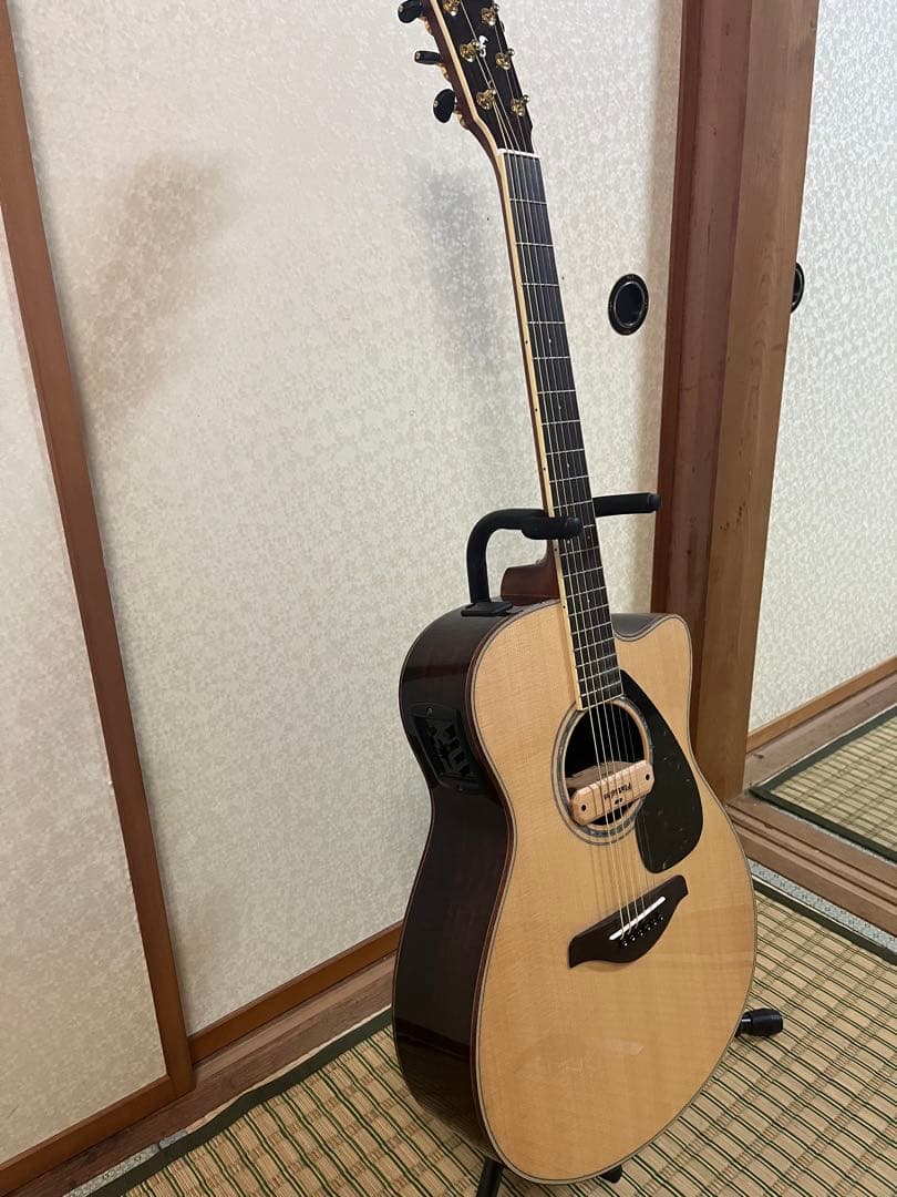 Yamaha fsx エレキ　アコースティック　ギター　カッタウェイ