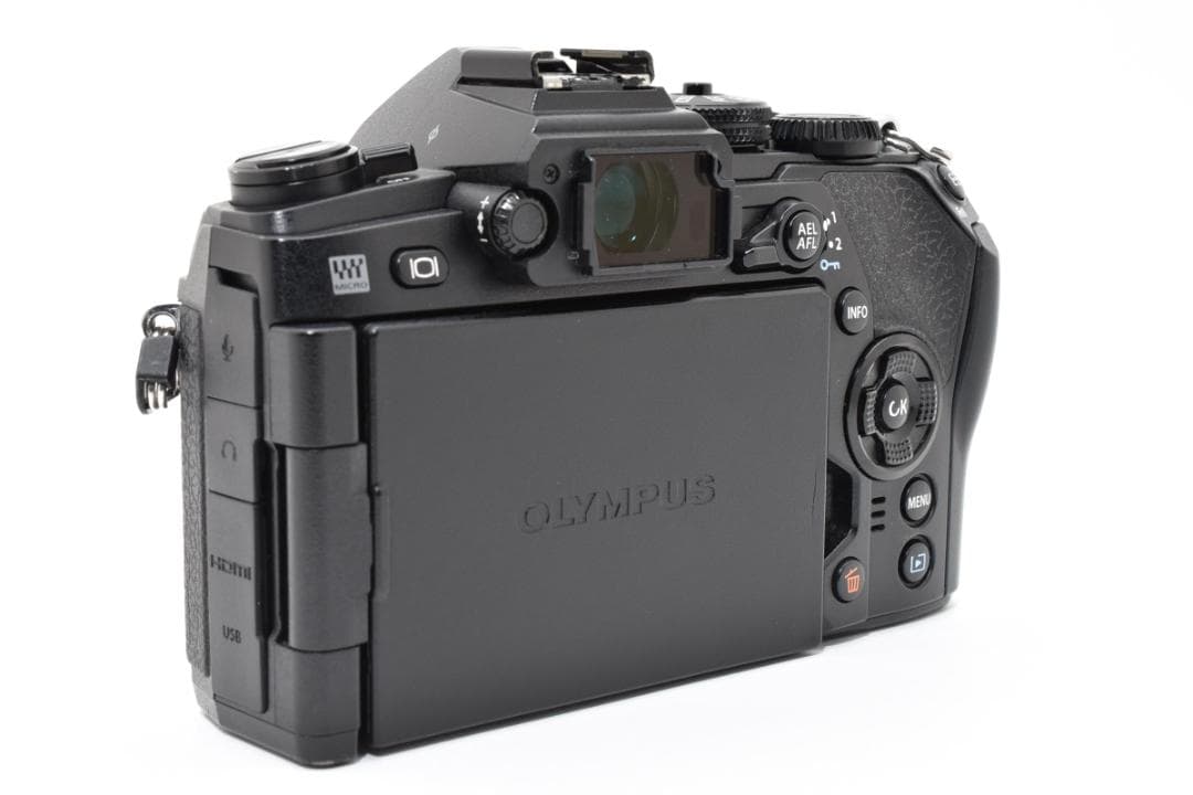 OLYMPUS オリンパス OM-D E-M1 Mark II