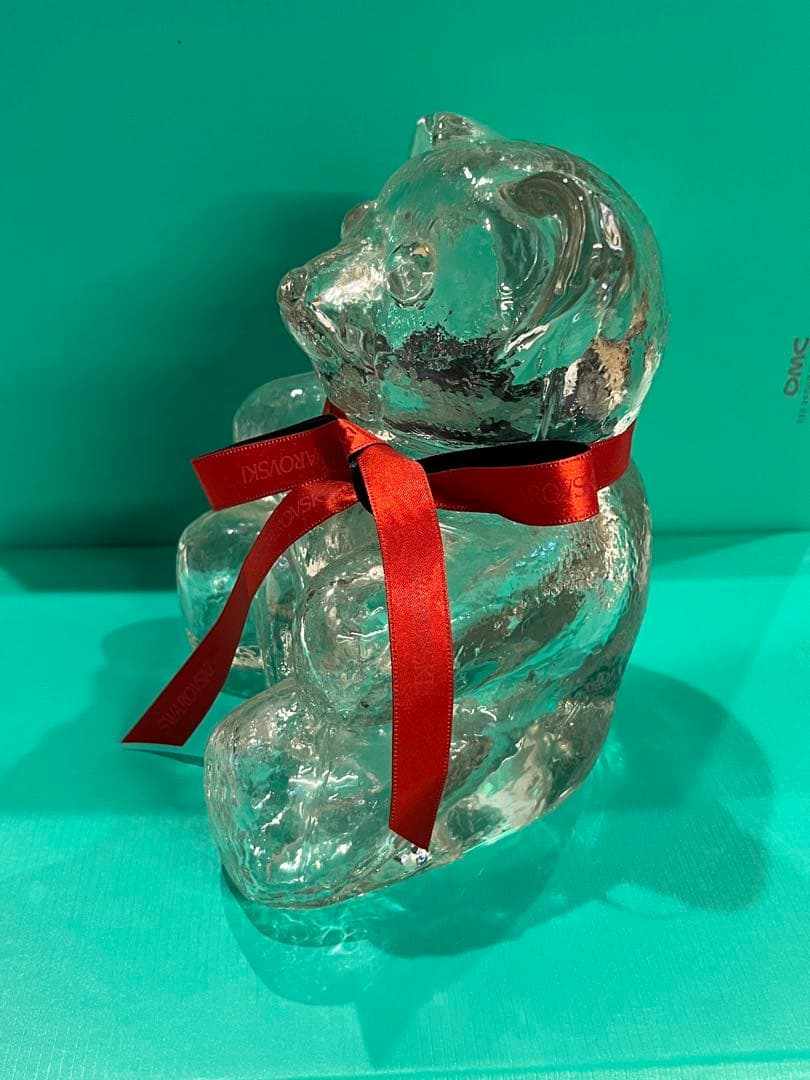 大型　ガラス製クマのオブジェ 赤黒リボン付き