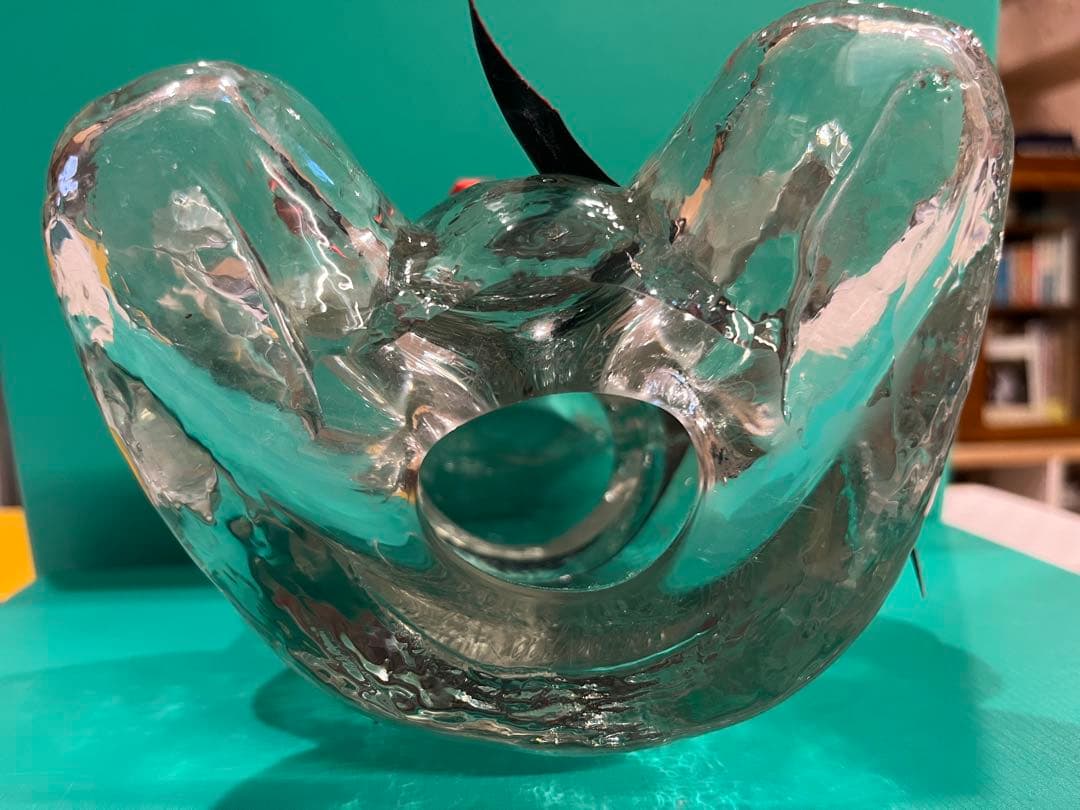 大型　ガラス製クマのオブジェ 赤黒リボン付き