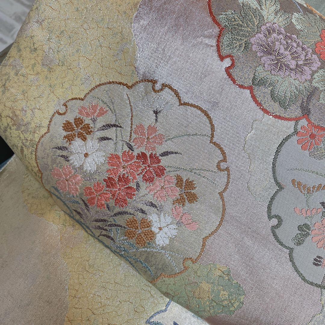 訪問着+長襦袢　フルセット　四季草花　綸子　繊細な中の豪華さ　金彩加工　H5