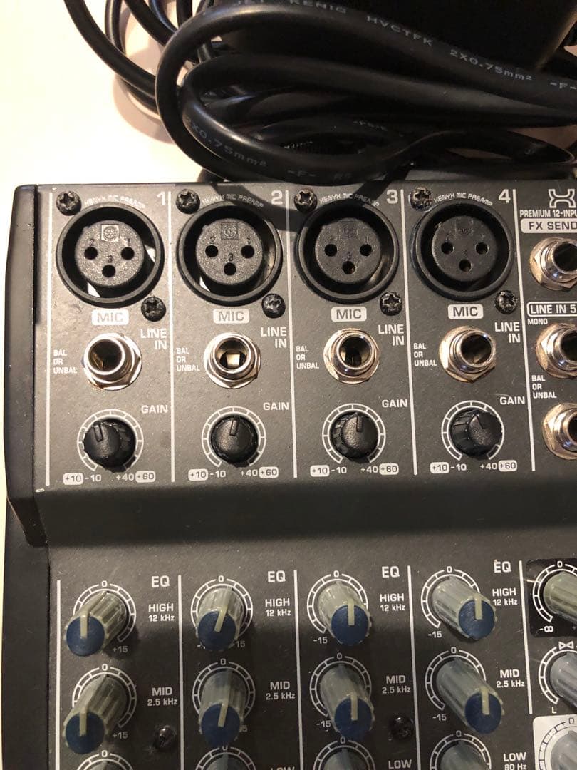 BEHRINGER XENYX 1202 ミキサー ACアダプター付属